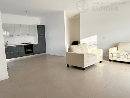 Signorile appartamento con terrazzo - classe B in 8258