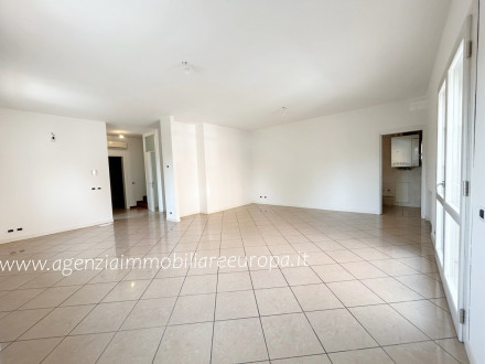 Appartamento Indipendente in 8258