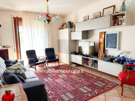 Appartamento 4 camere + in 8258