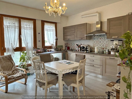 Appartamento 4 camere + in 8258